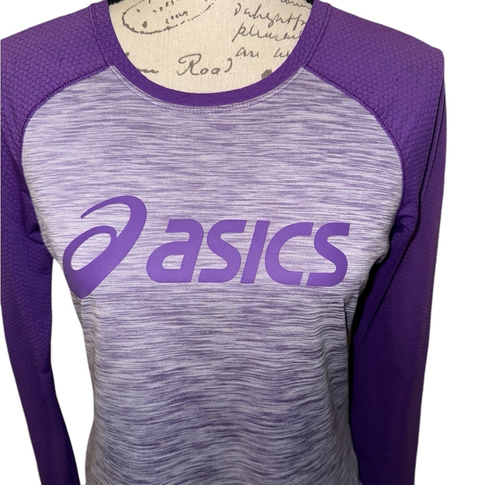 ASICS Top - Picture 2 of 6